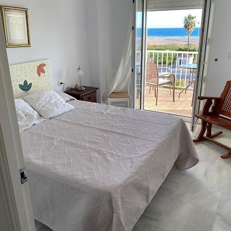 Apartamento Dos Faros Conil De La Frontera Esterno foto
